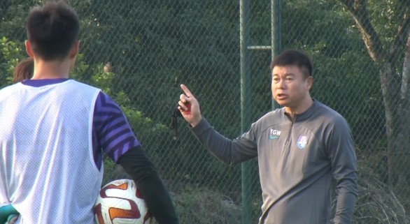 关于担忧裁判？泰山对阵津门虎：杜健鑫被点名！津媒顾颖：曾有个恶念头的信息