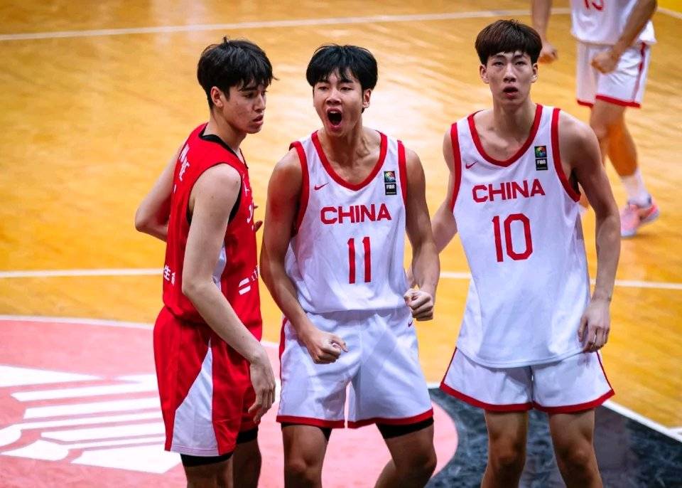 包含中国U19男篮大胜约旦获首胜张博源22+8杨溢17助攻创历史第一的词条