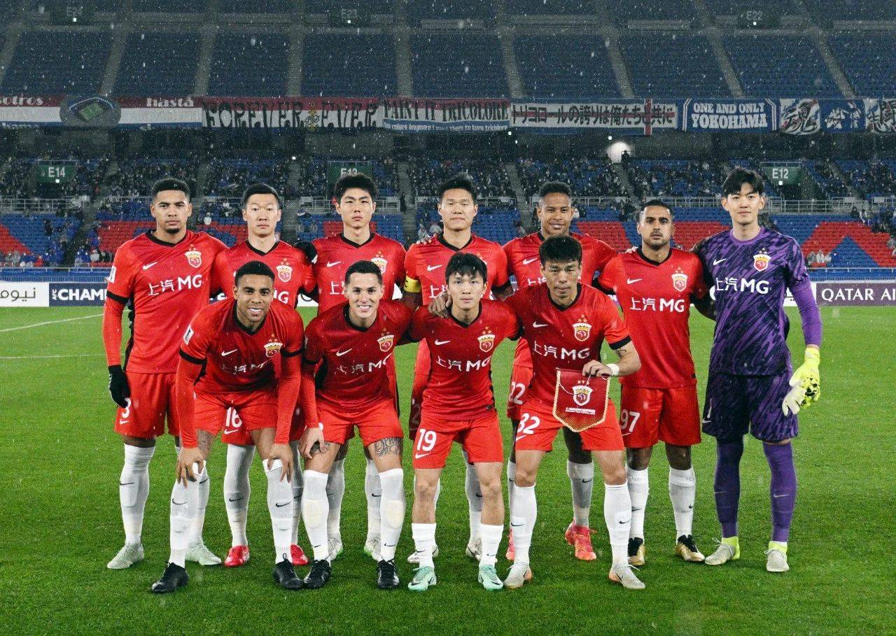 中超-蒯纪闻两送助攻海港3-1亚泰联赛4连胜(4月14日上海海港与山东泰山比赛实况转播吗)