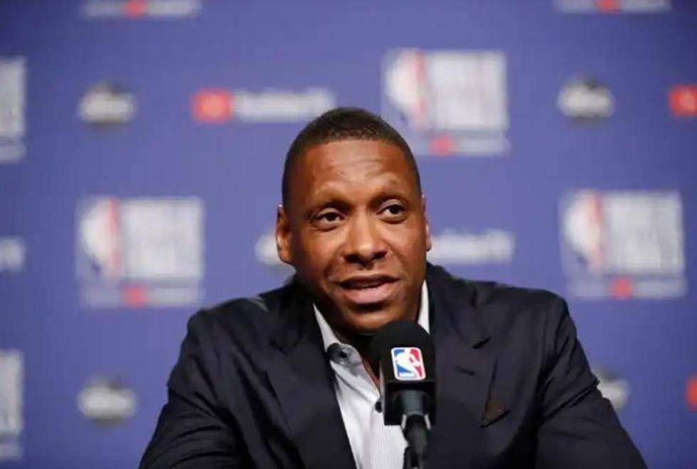 关于NBA：湖人队总经理佩林卡接受采访时表示，会满足球队的阵容需求，让球队下赛季更强大的信息